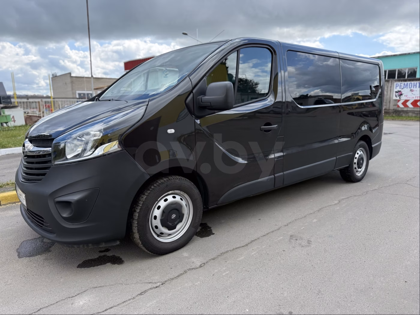 Opel Vivaro фото 5