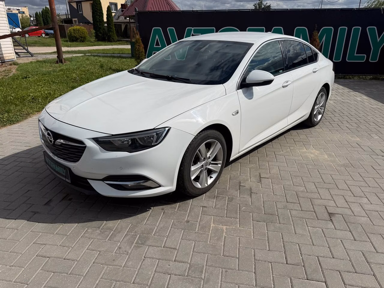 Opel Insignia фото 3