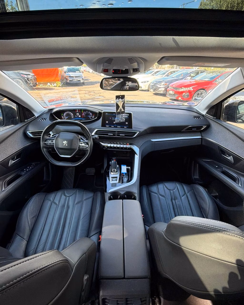 Peugeot 3008 фото 10
