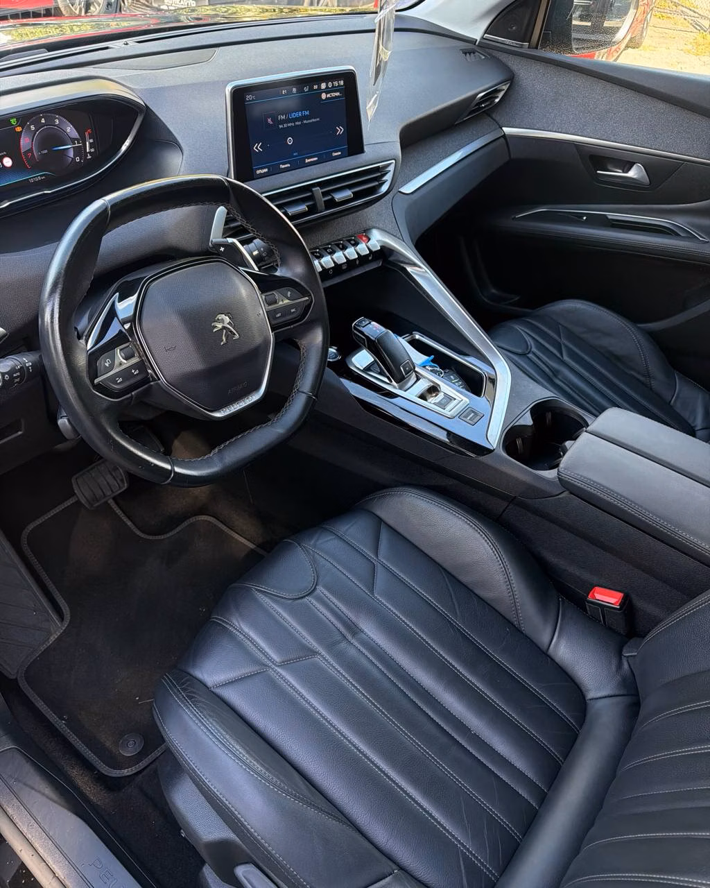 Peugeot 3008 фото 11