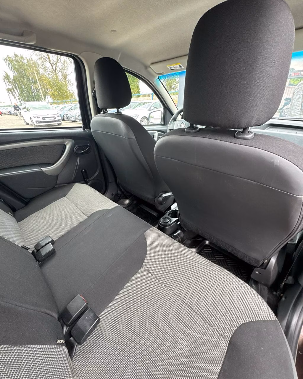 Renault Duster фото 10