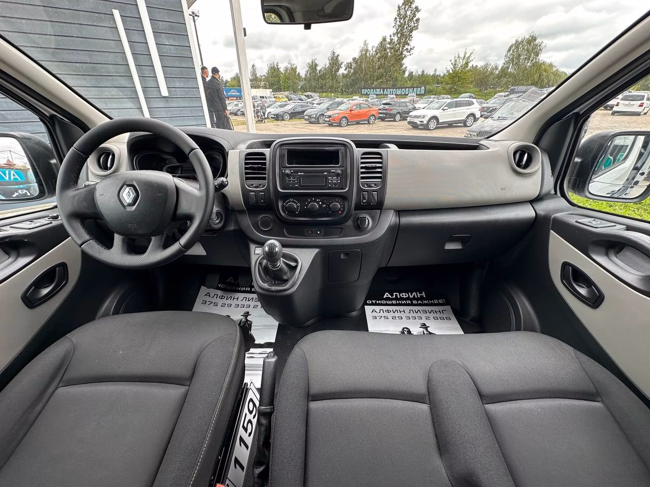 Renault Trafic фото 19