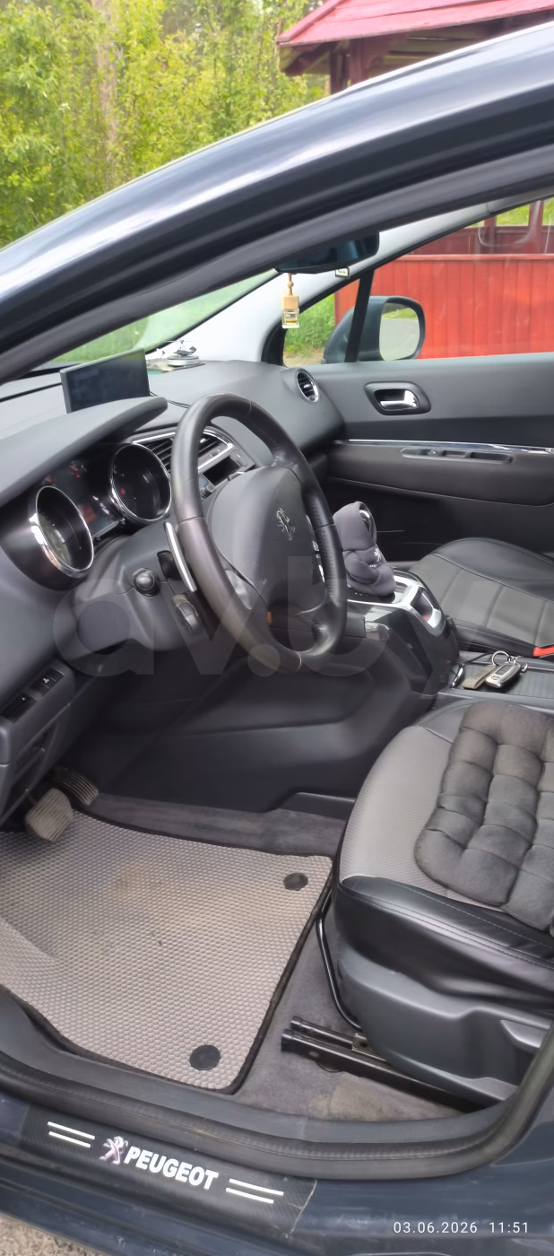 Peugeot 5008 фото 2