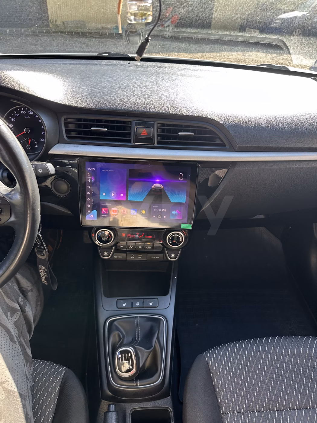 Kia Rio фото 9