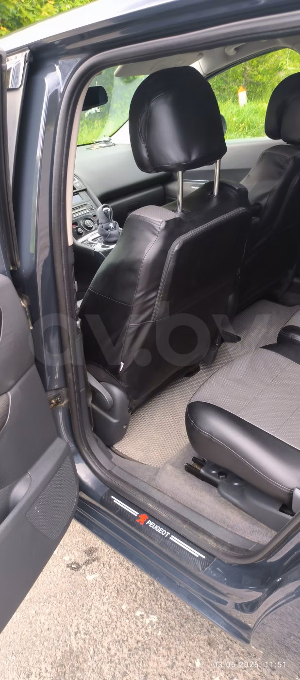 Peugeot 5008 фото 4