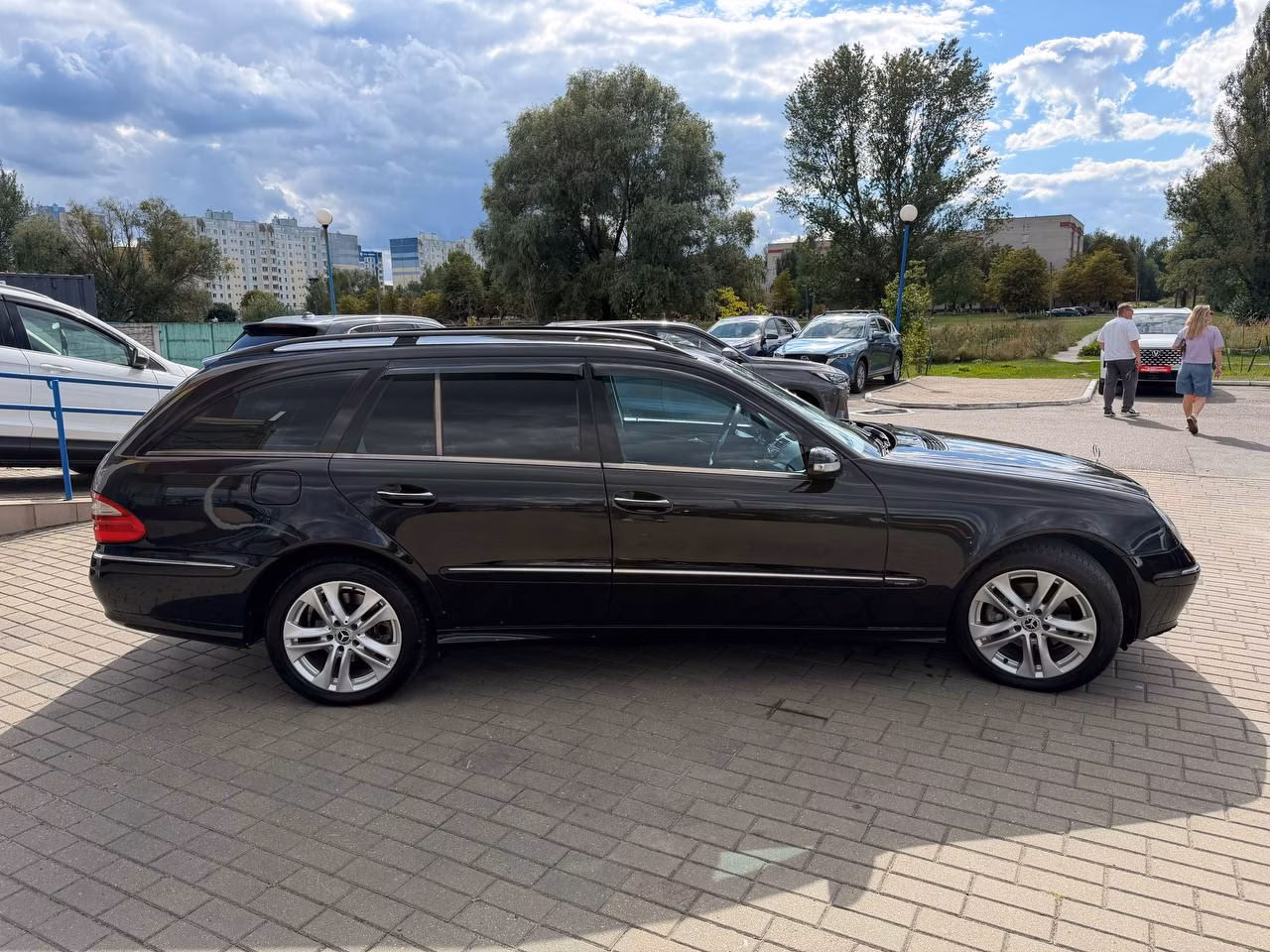 Mercedes-Benz E-Класс фото 6