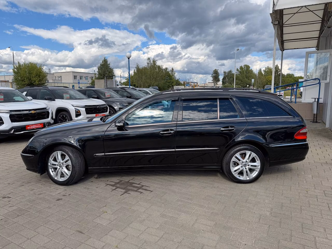 Mercedes-Benz E-Класс фото 9
