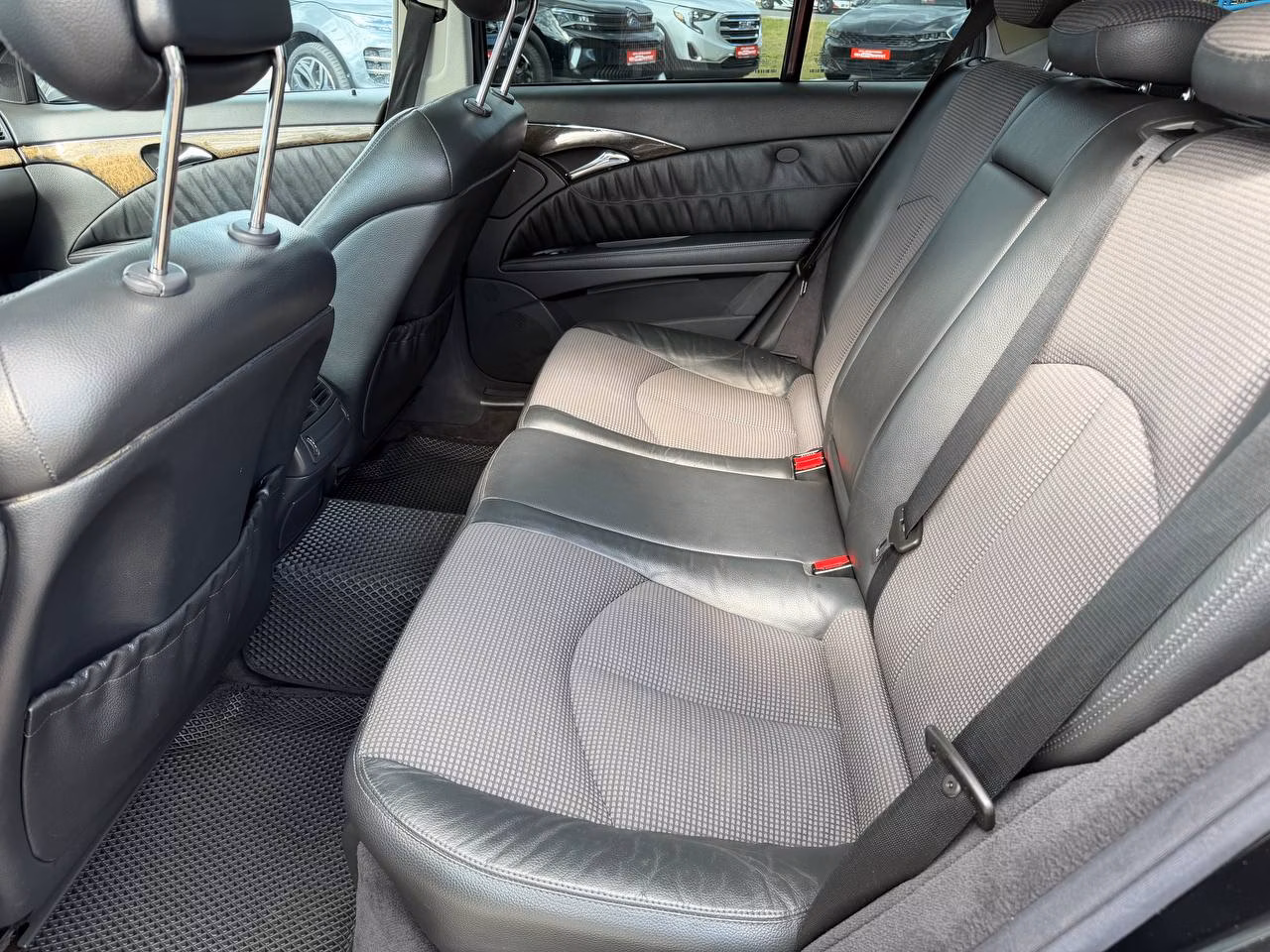 Mercedes-Benz E-Класс фото 16