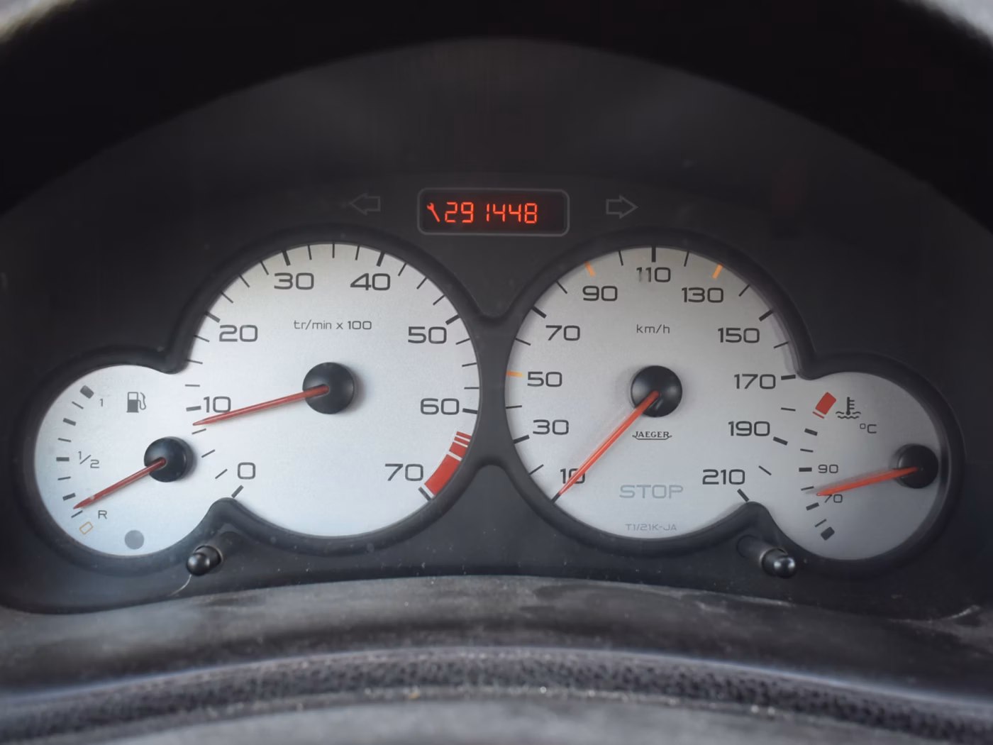 Peugeot 206 фото 13