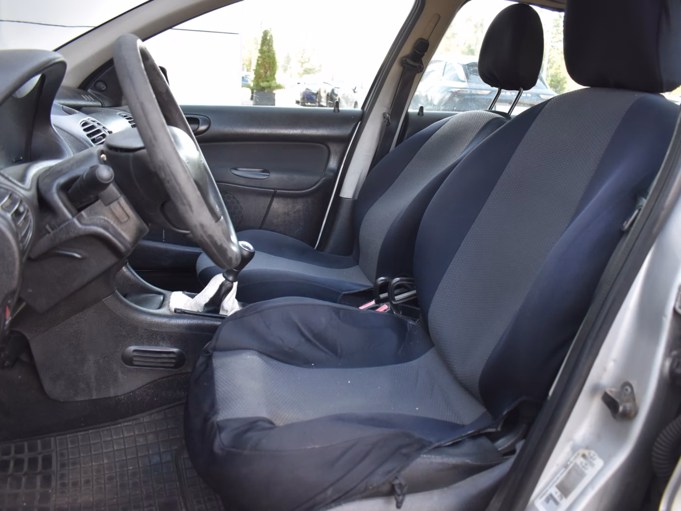Peugeot 206 фото 7
