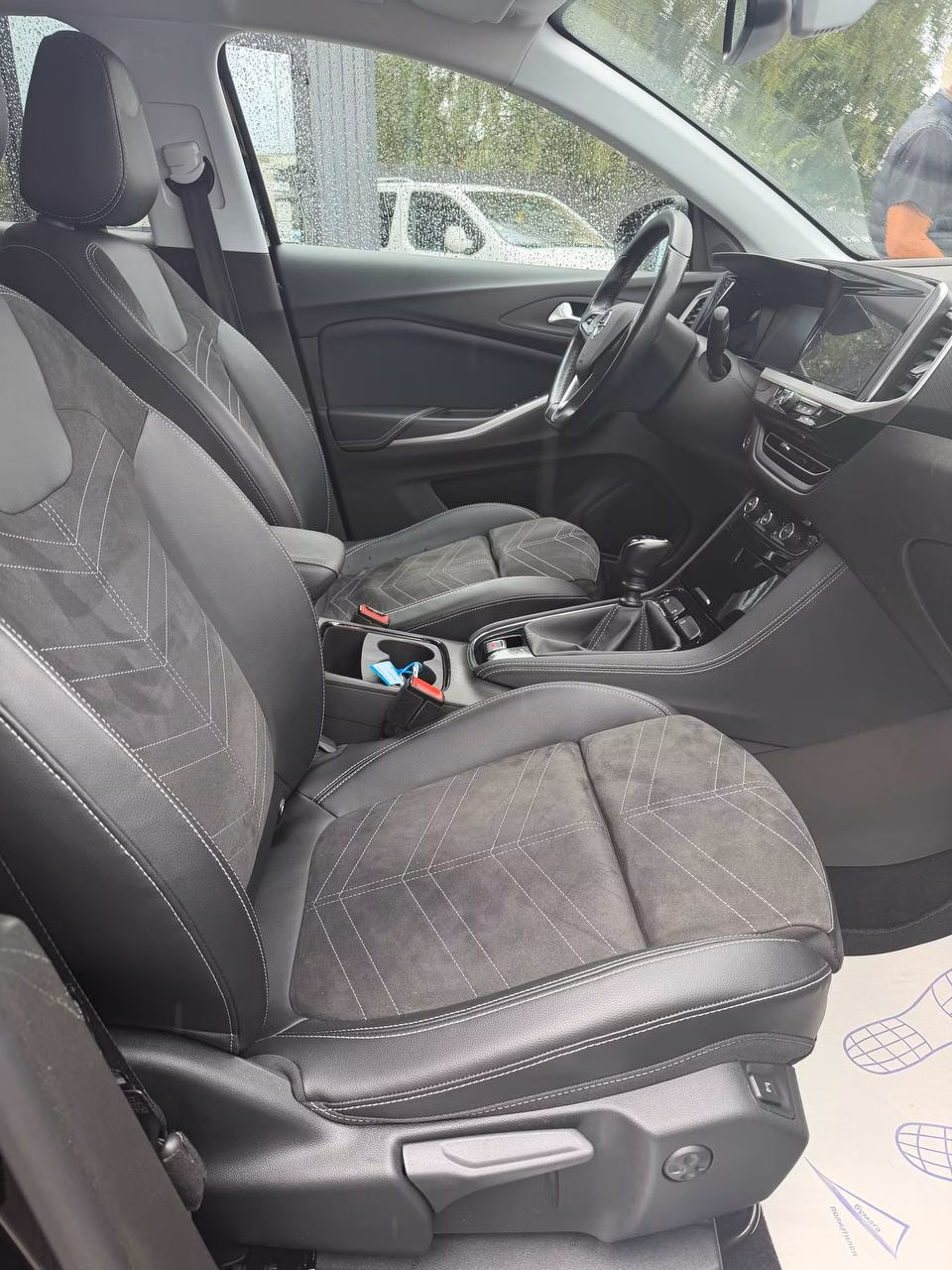Opel Grandland X фото 9