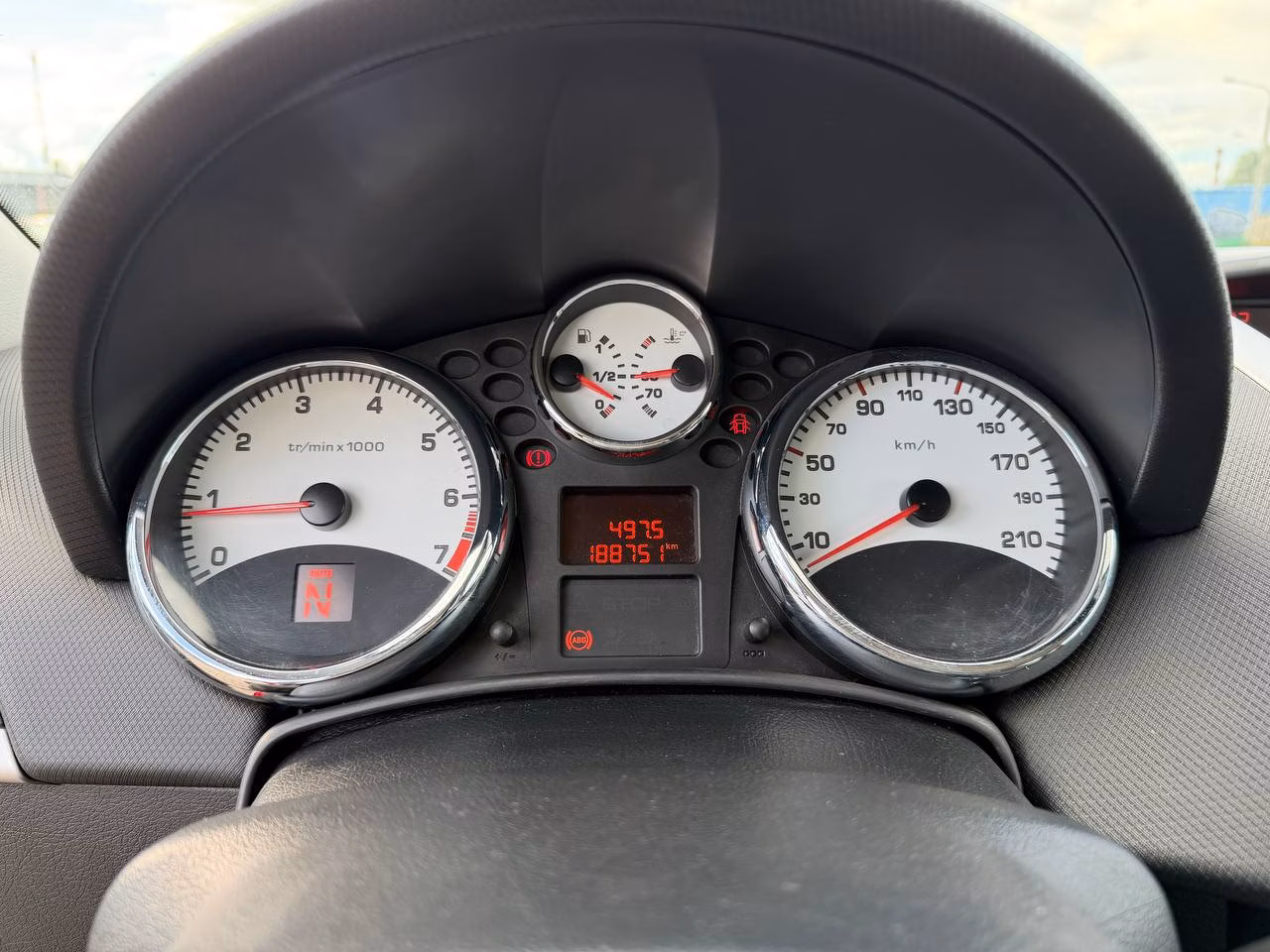 Peugeot 207 фото 11