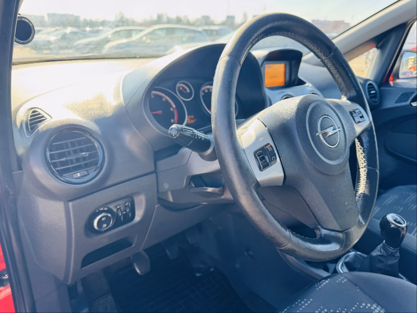 Opel Corsa фото 12