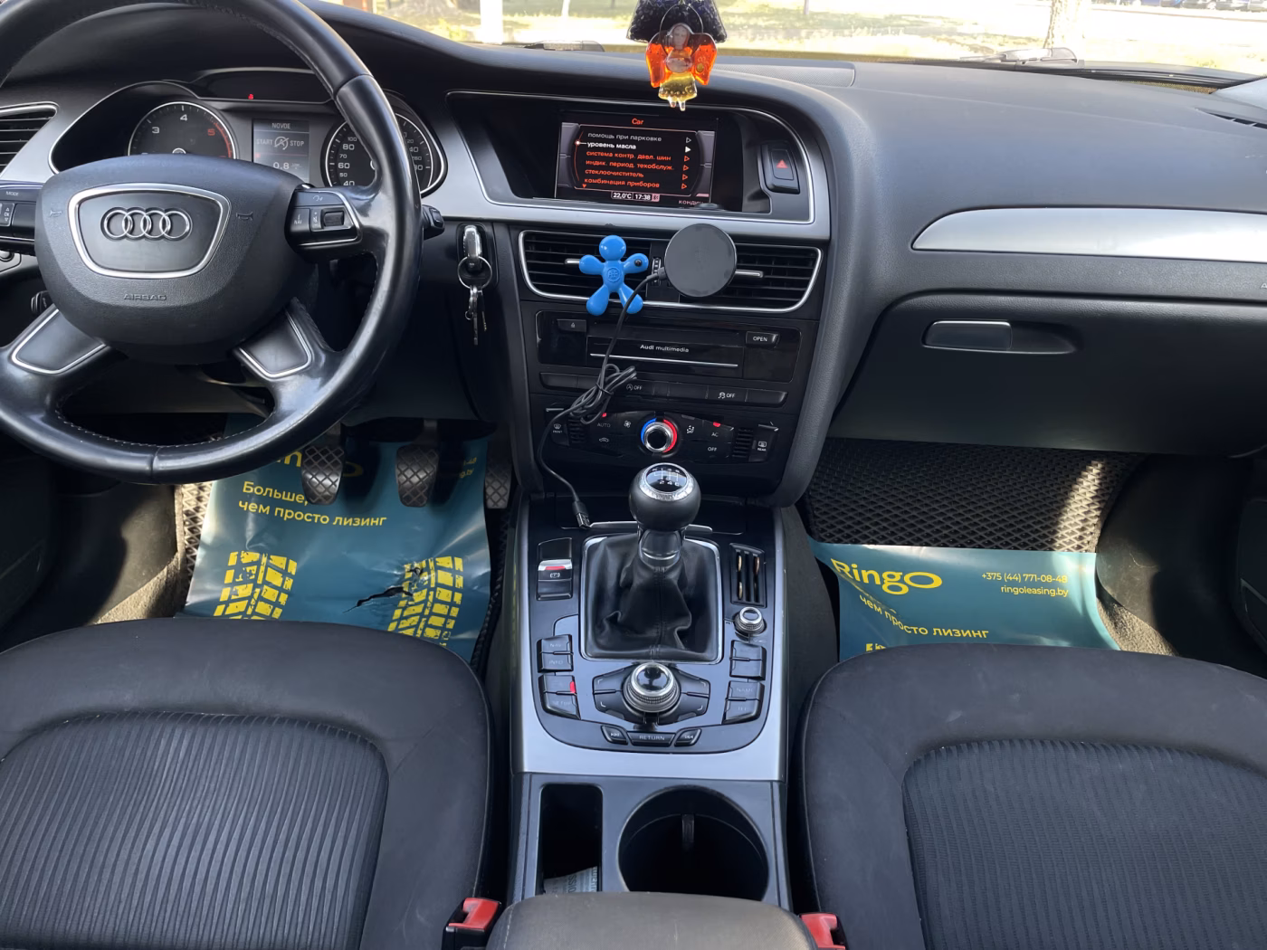 Audi A4 фото 16