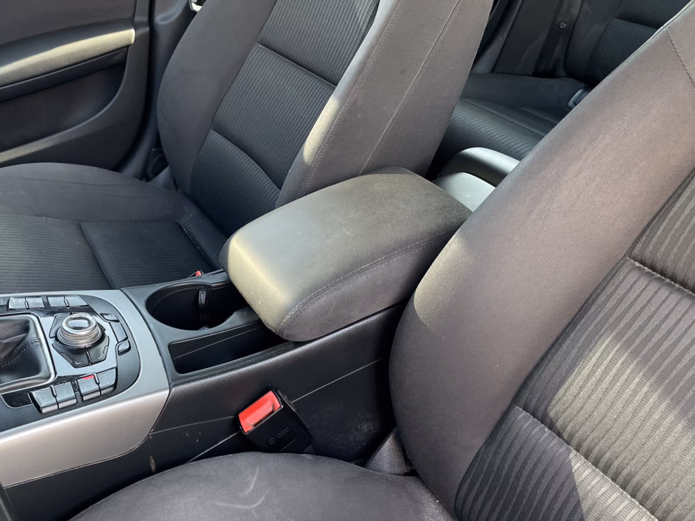 Audi A4 фото 26