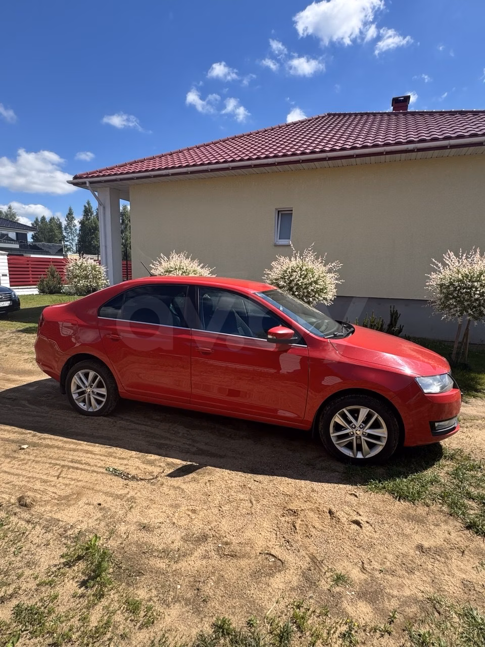 Skoda Rapid фото 2