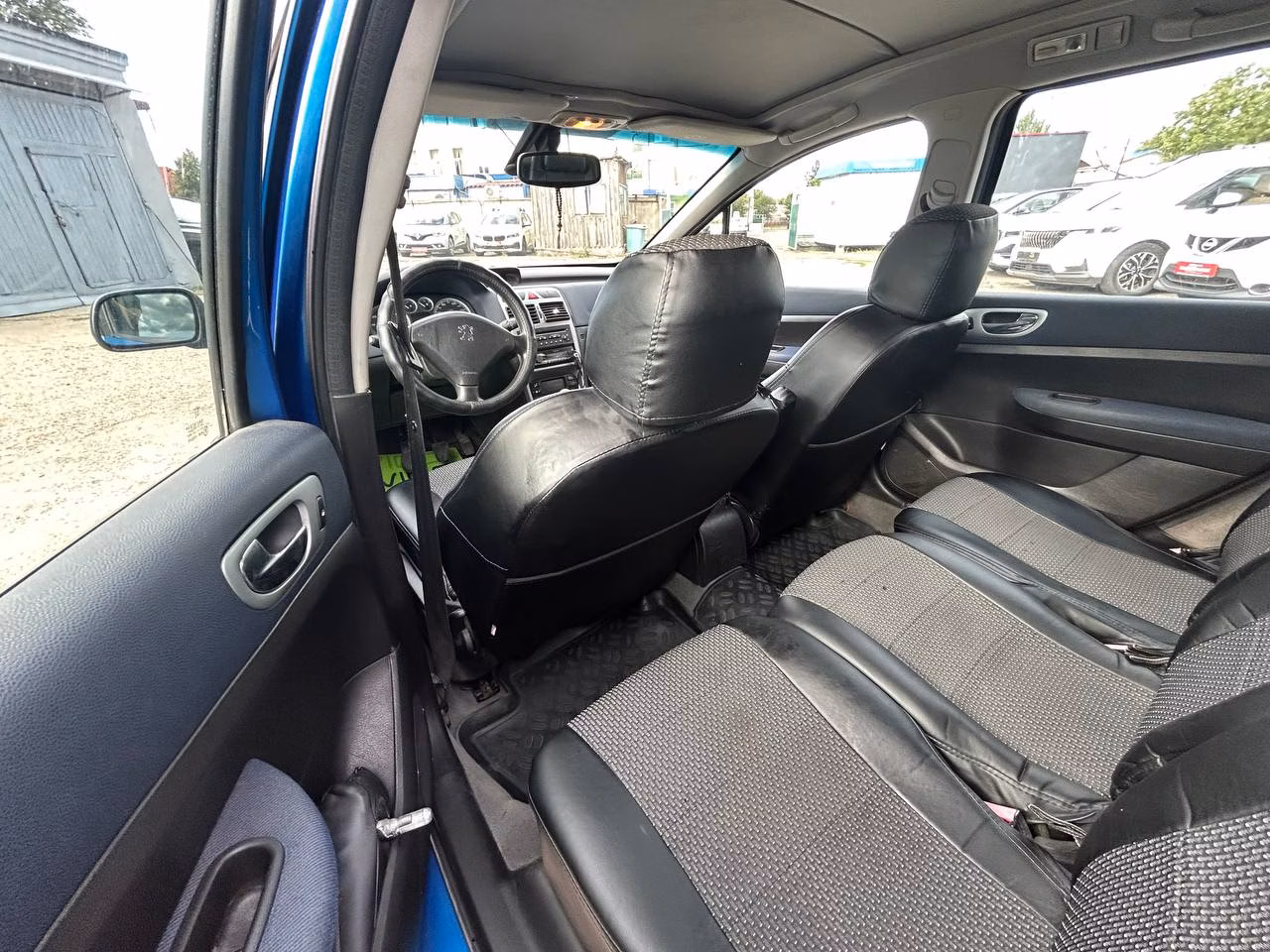 Peugeot 307 фото 10