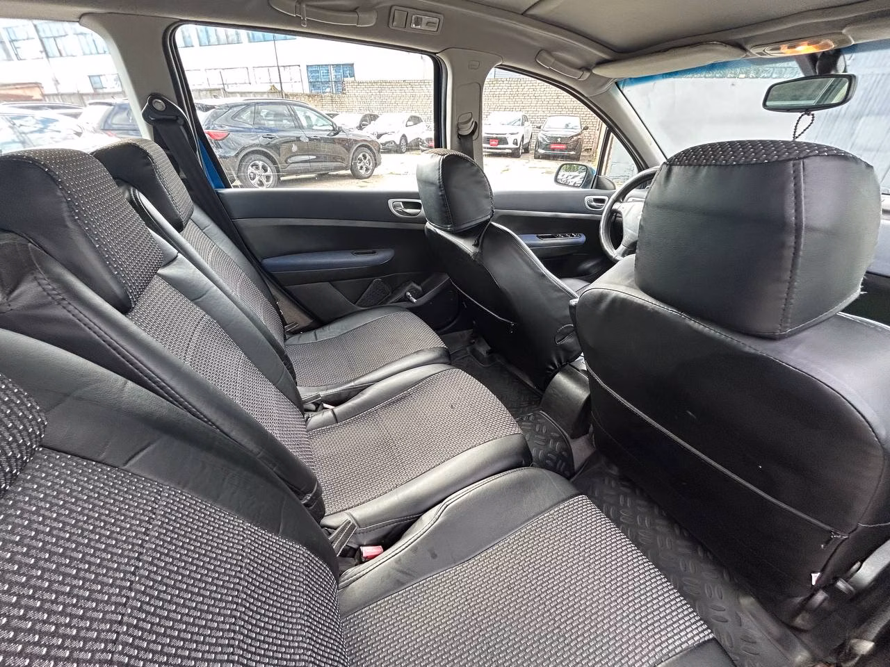 Peugeot 307 фото 13