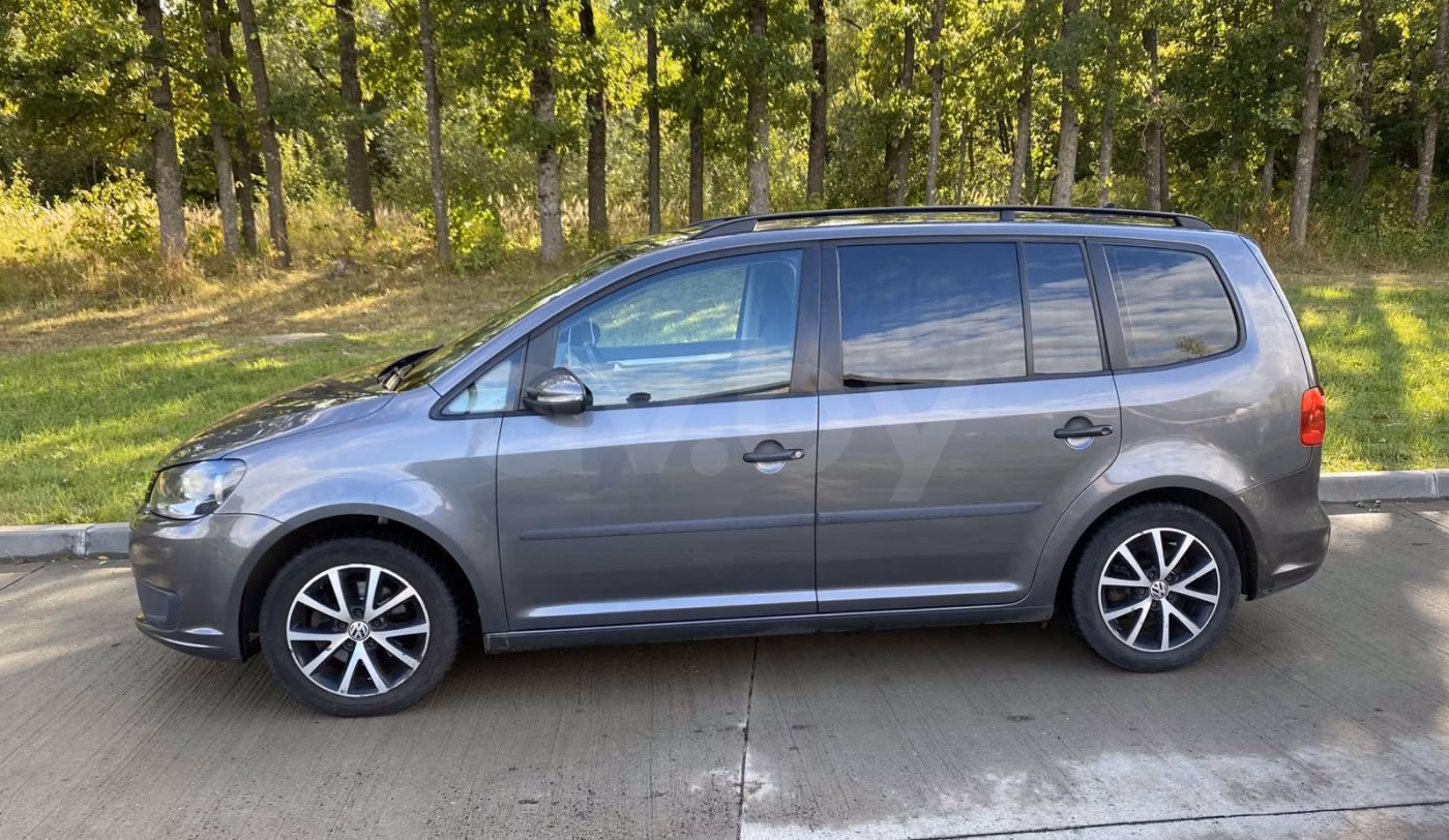 Volkswagen Touran фото 5