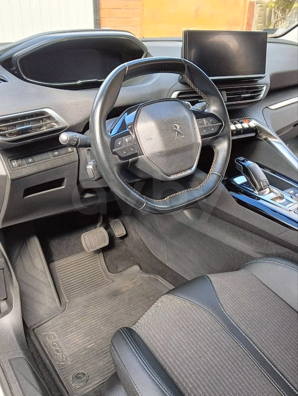 Peugeot 3008 фото 10