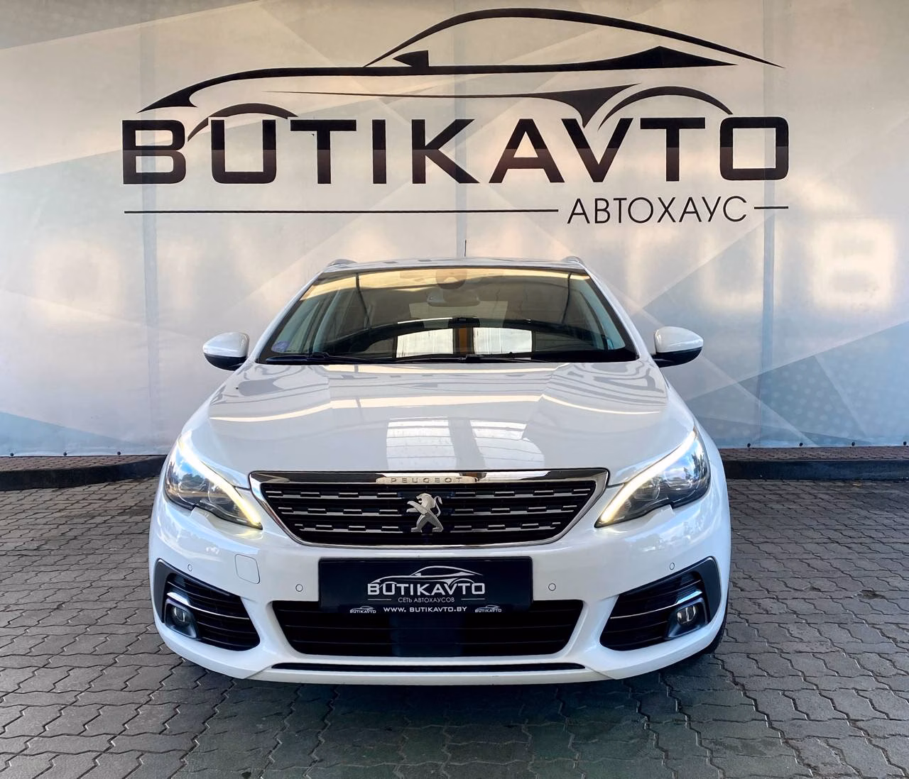 Peugeot 308 фото 2