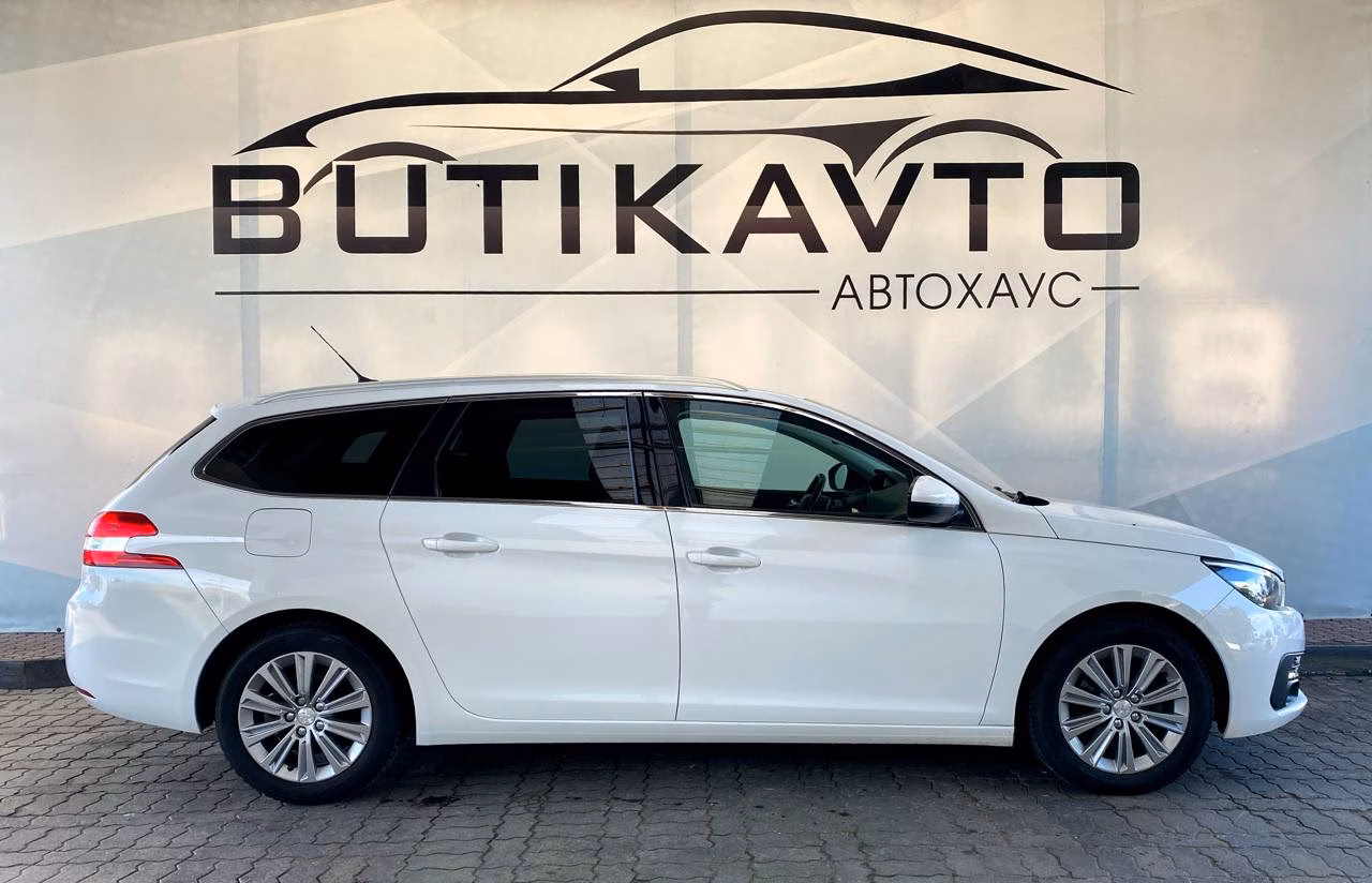 Peugeot 308 фото 8