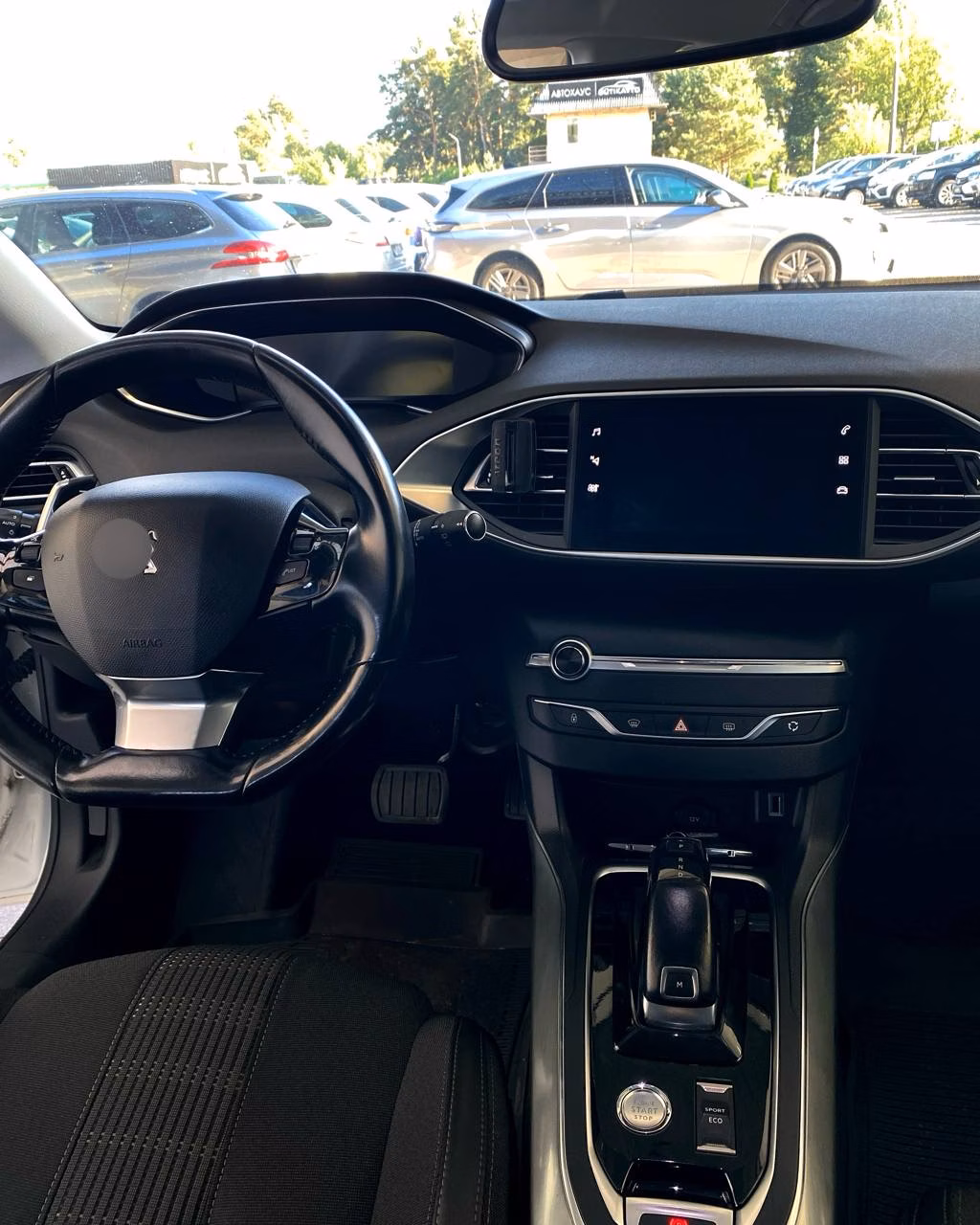 Peugeot 308 фото 11