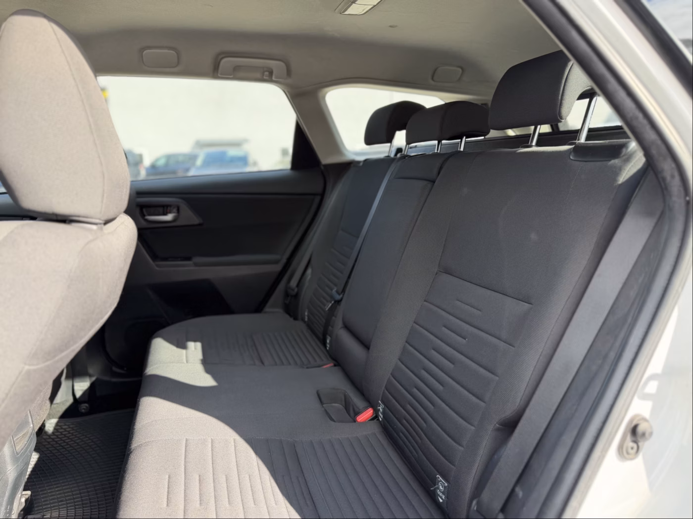 Toyota Auris фото 25
