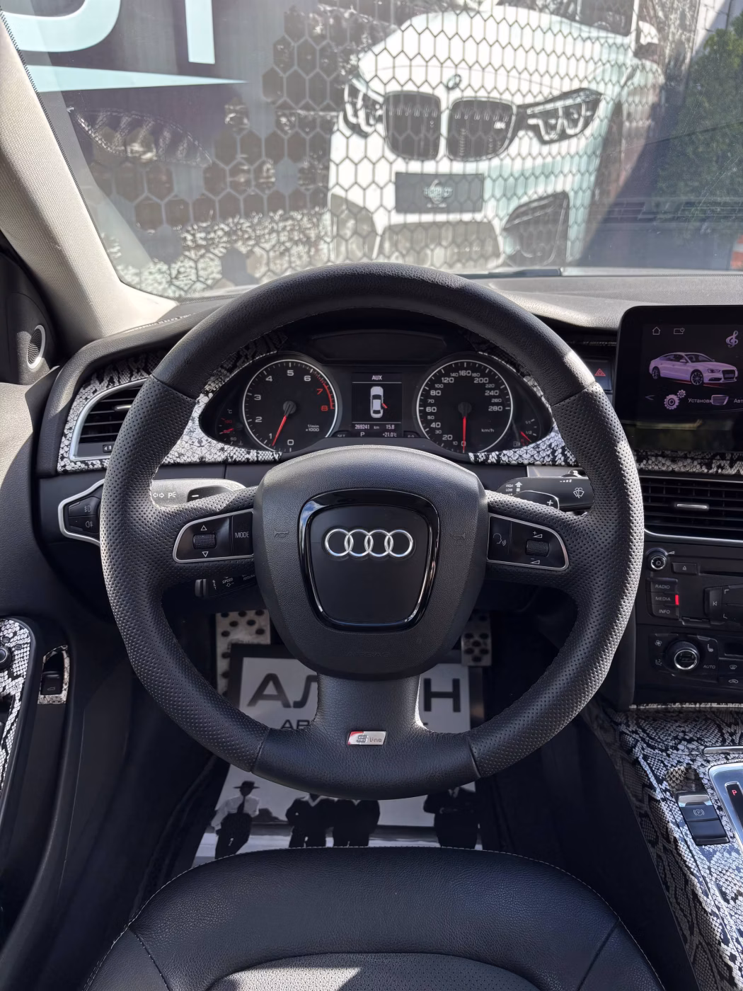 Audi A4 фото 14