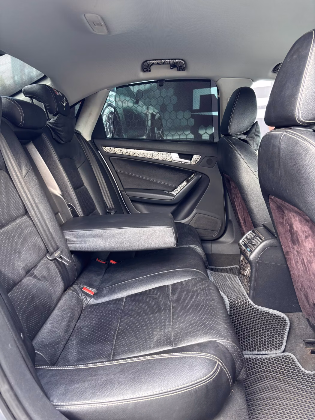 Audi A4 фото 10