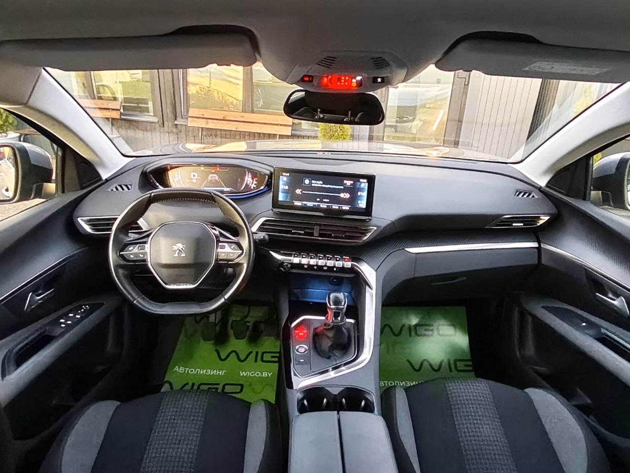 Peugeot 5008 фото 11