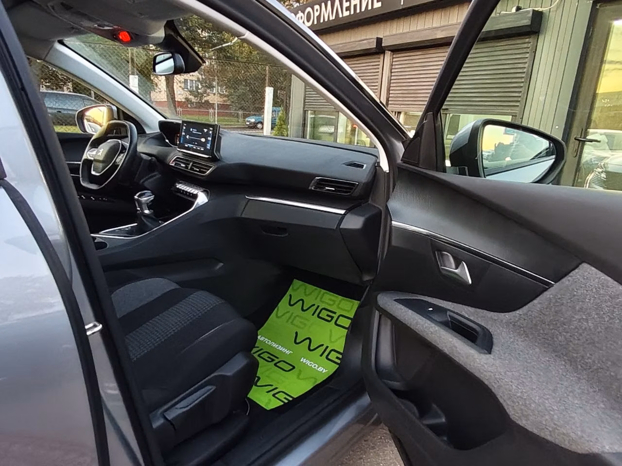 Peugeot 5008 фото 14