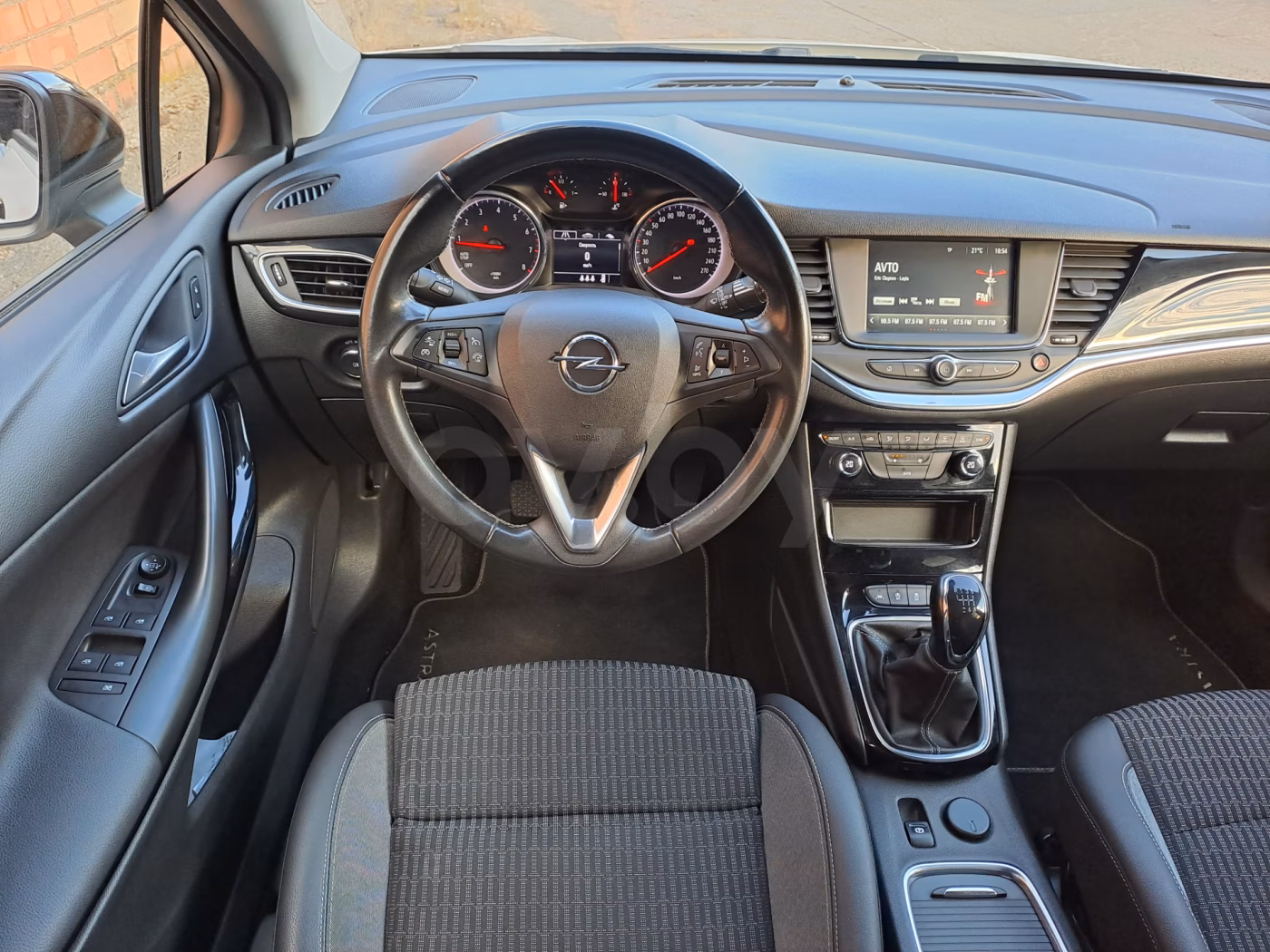 Opel Astra фото 9