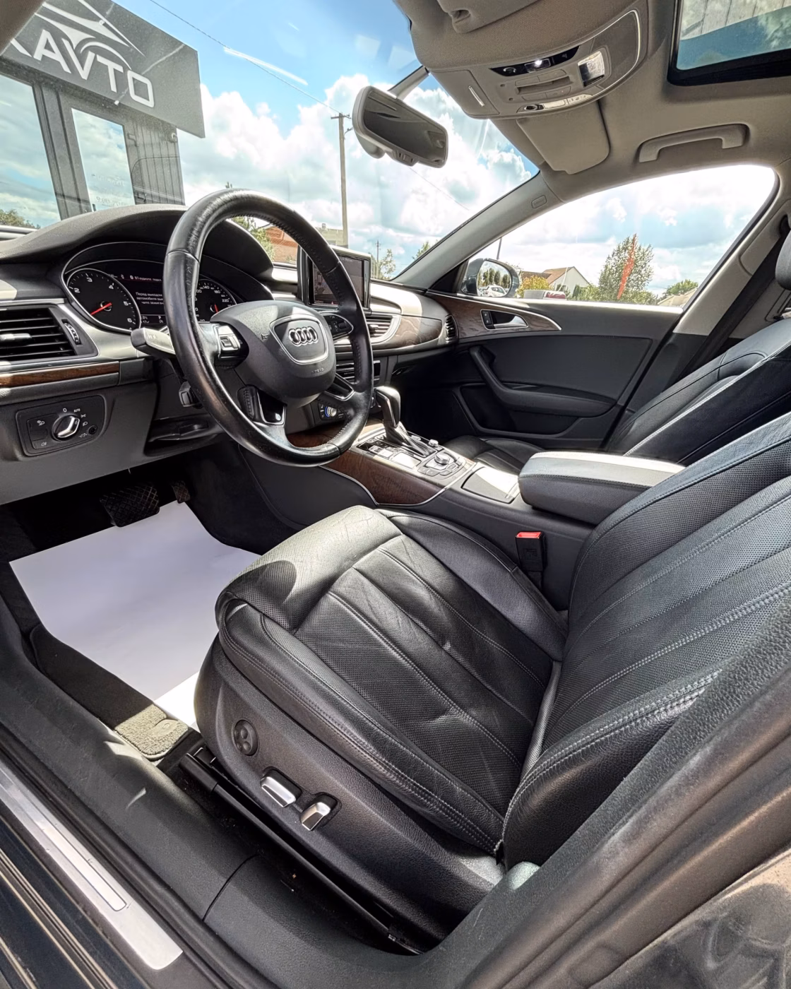 Audi A6 фото 7