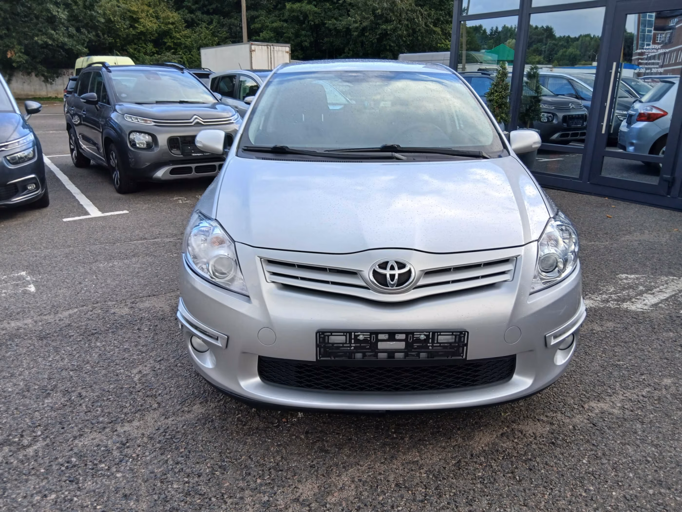 Toyota Auris фото 4