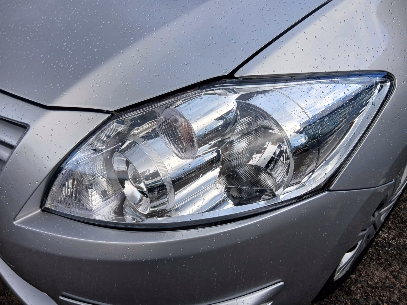 Toyota Auris фото 8