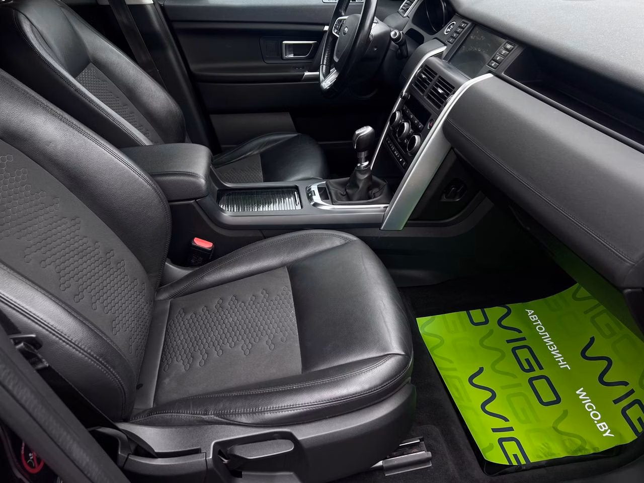 Land Rover Discovery Sport фото 19