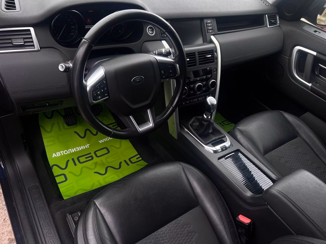 Land Rover Discovery Sport фото 9