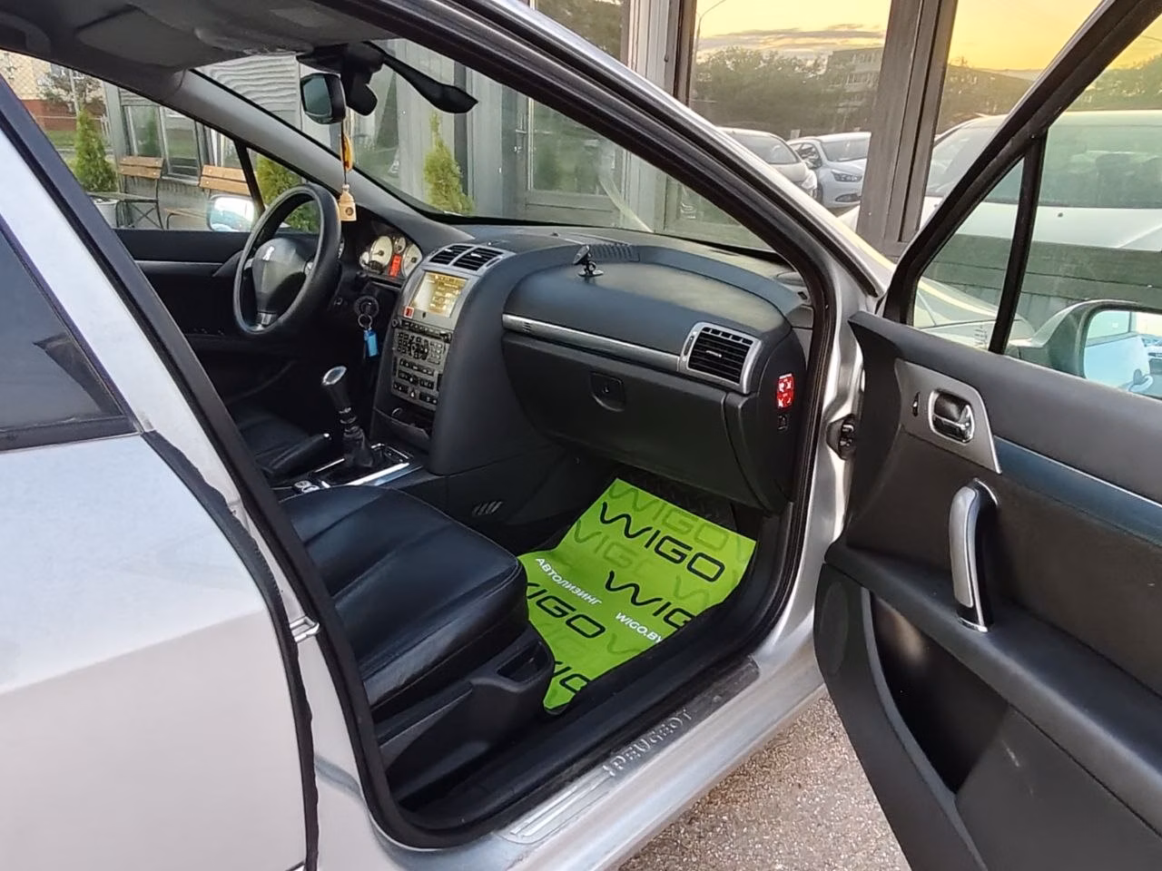 Peugeot 407 фото 13