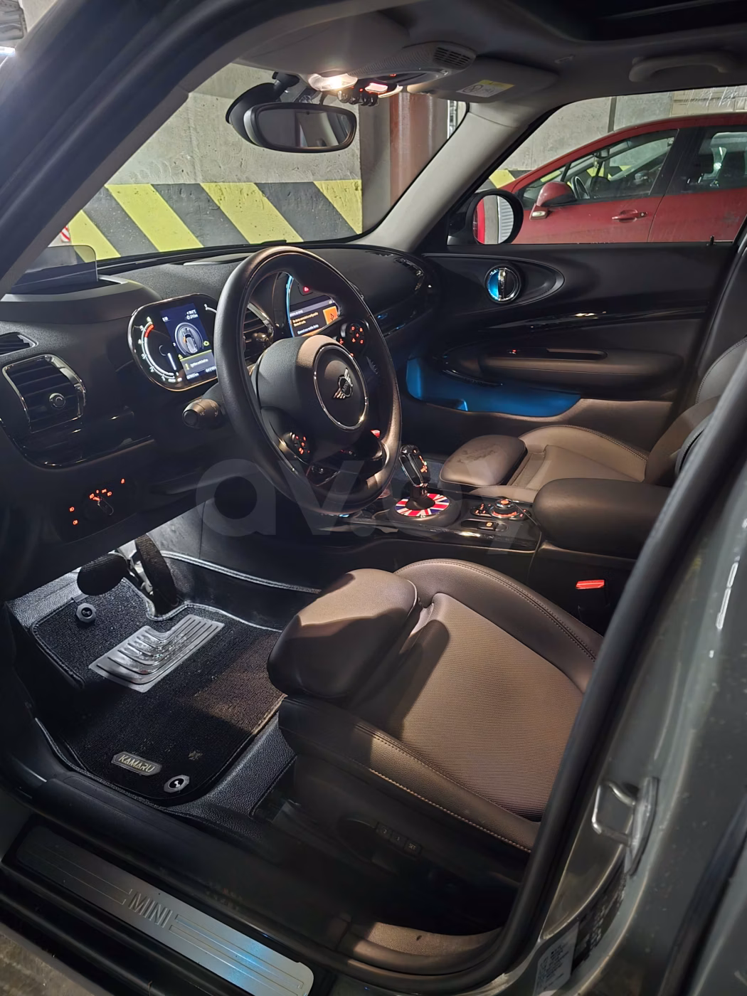 MINI Clubman фото 12