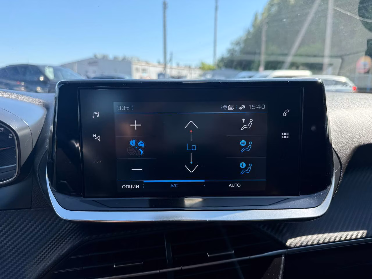 Peugeot 2008 фото 6