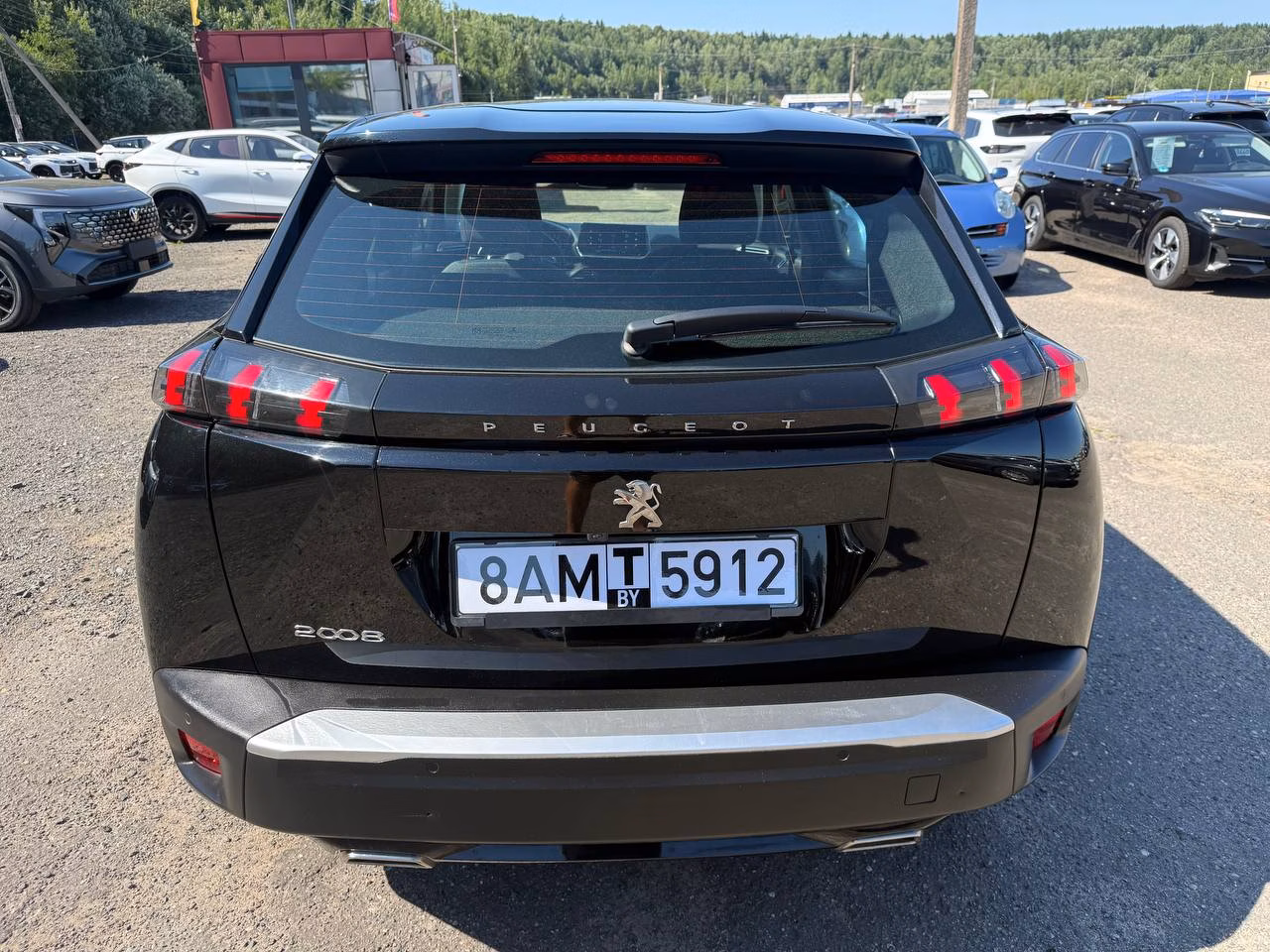 Peugeot 2008 фото 4