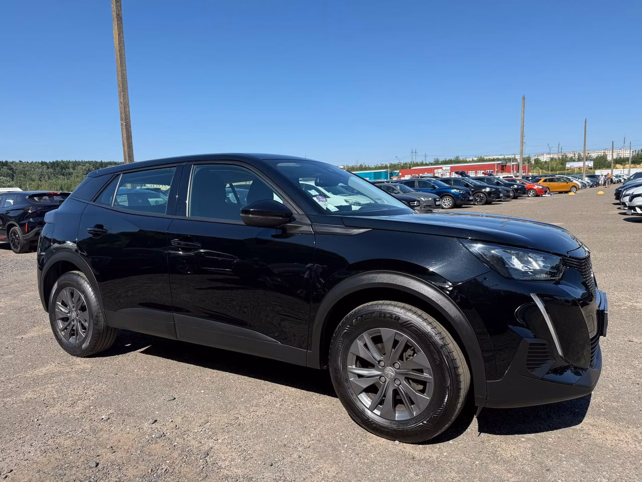 Peugeot 2008 фото 12