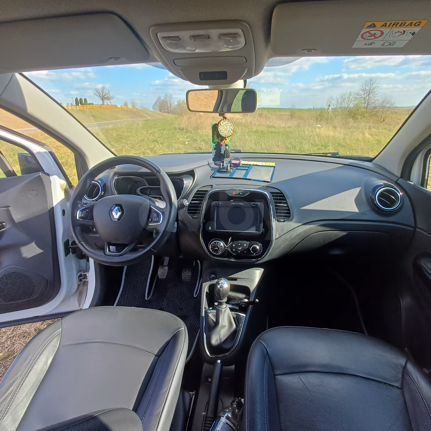 Renault Kaptur фото 8