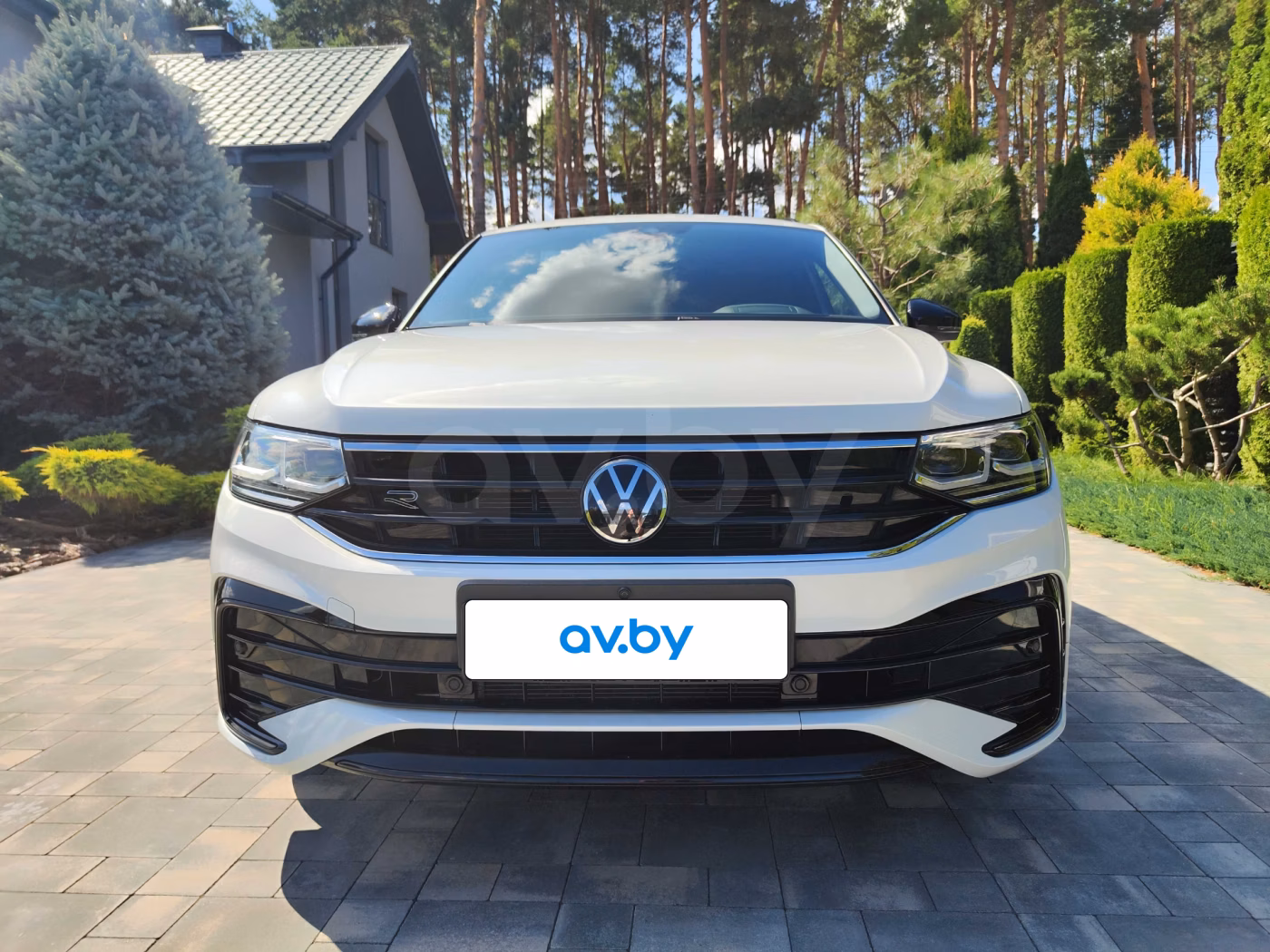 Volkswagen Tiguan фото 2