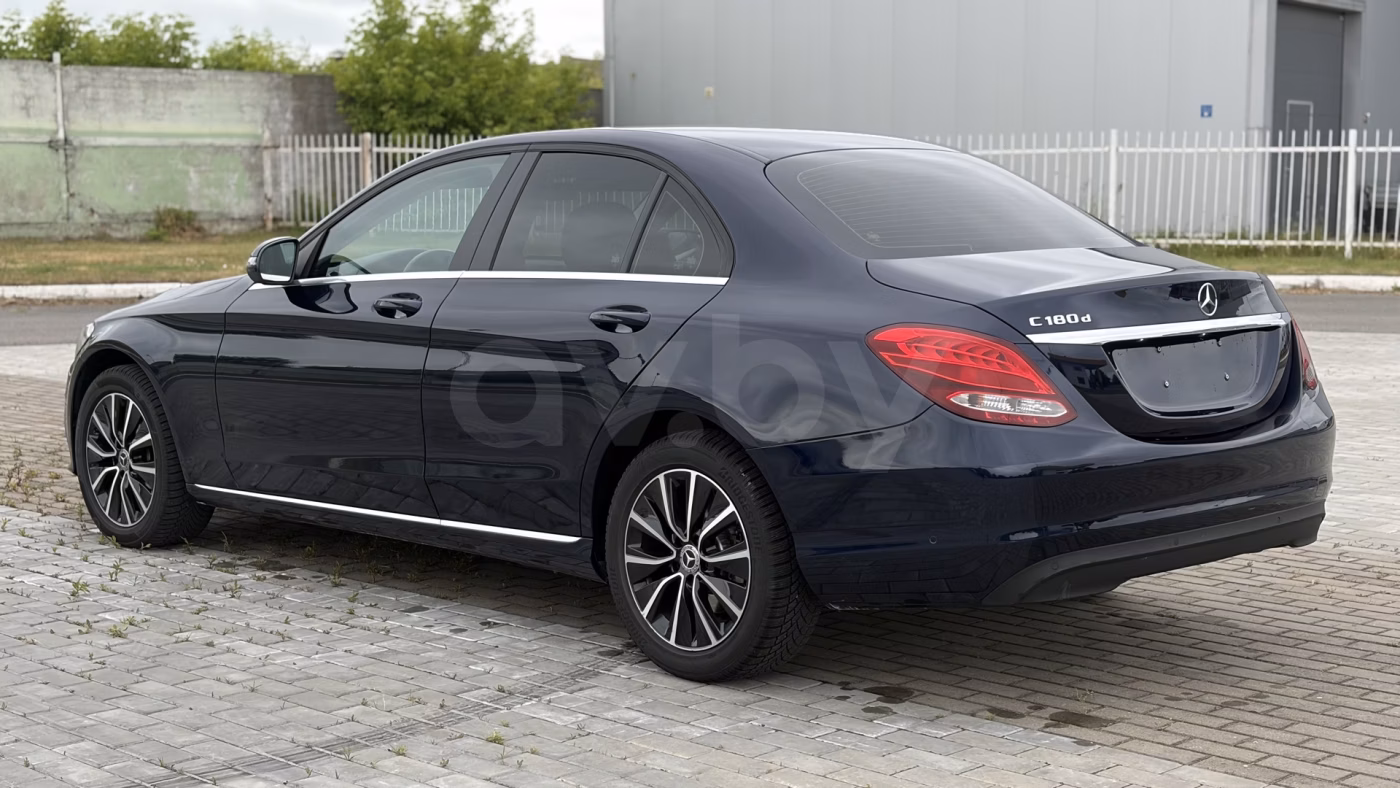 Mercedes-Benz C-Класс фото 3