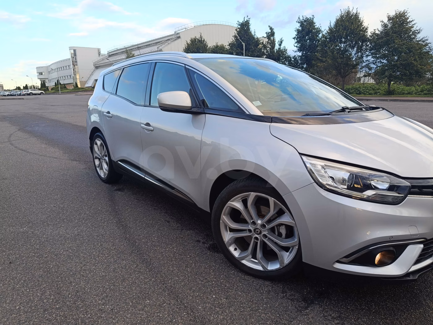 Renault Grand Scenic фото 2