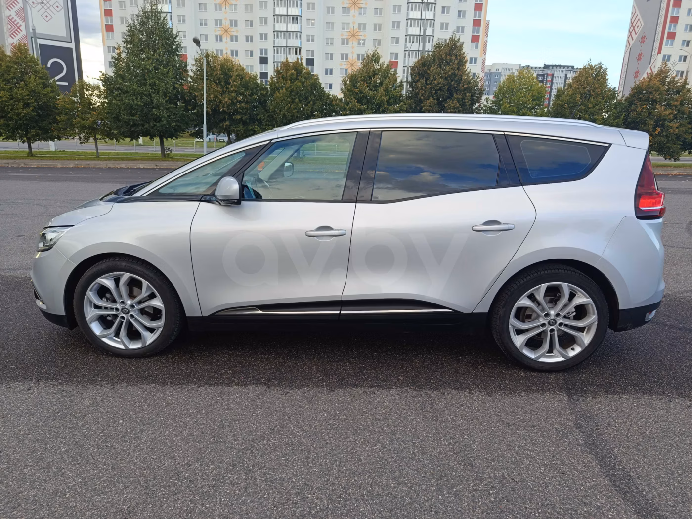 Renault Grand Scenic фото 6
