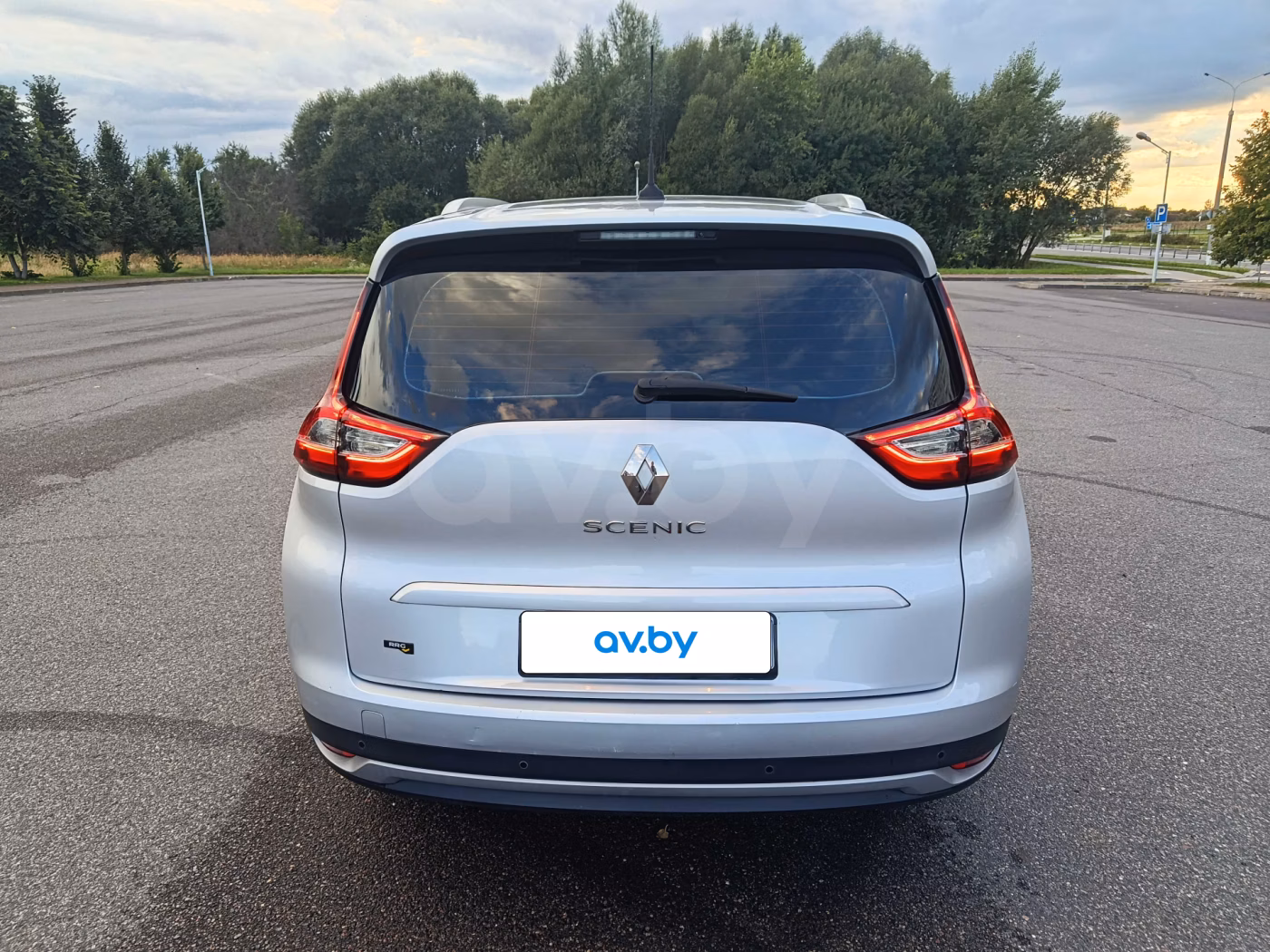 Renault Grand Scenic фото 4