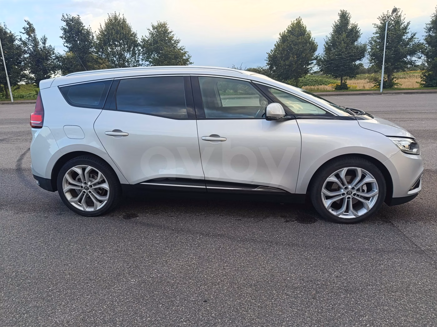 Renault Grand Scenic фото 3